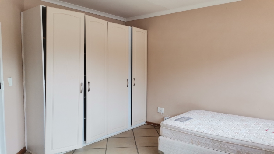 2 Bedroom Property for Sale in Potchefstroom North West